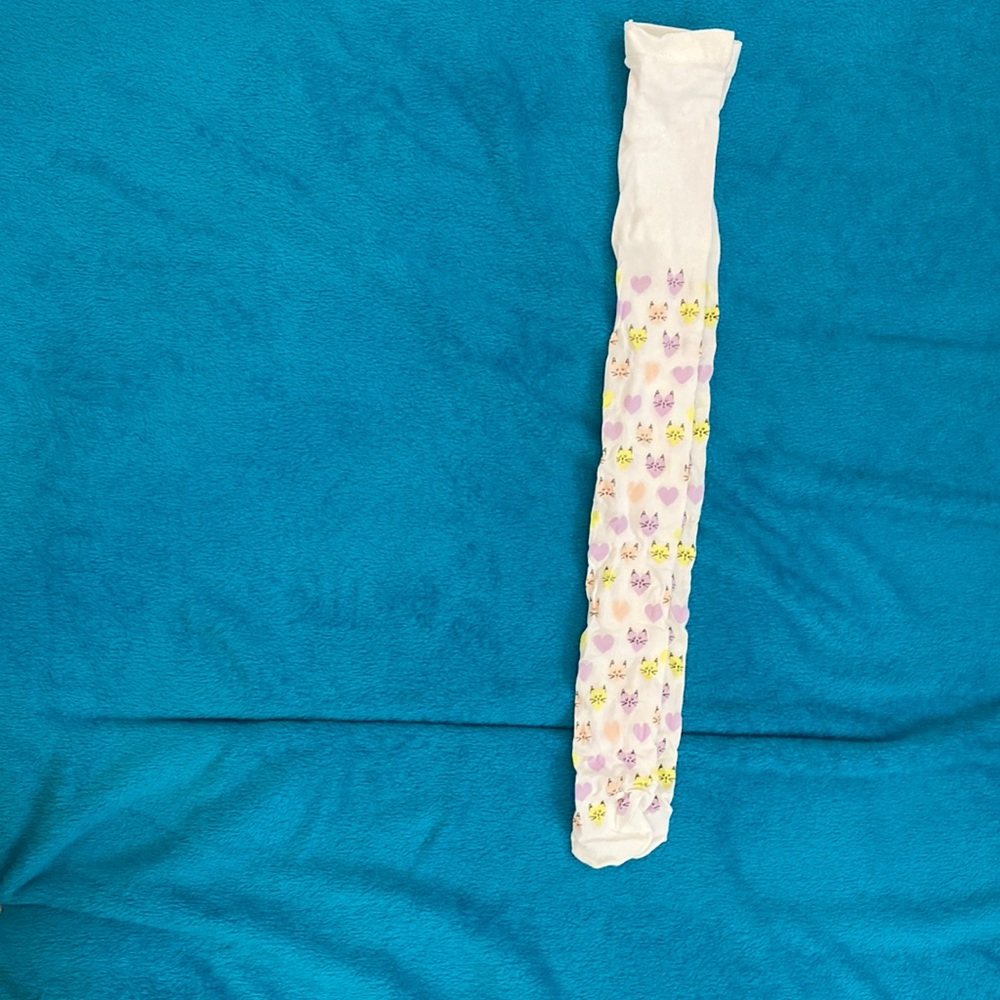 These are really cute cat leggings size small for (12-14)